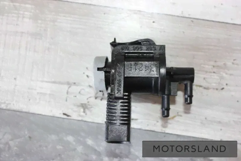 Клапан управления турбиной (Актуатор) Volkswagen Touareg 2 2012г. (артикул 100-40396075)-2