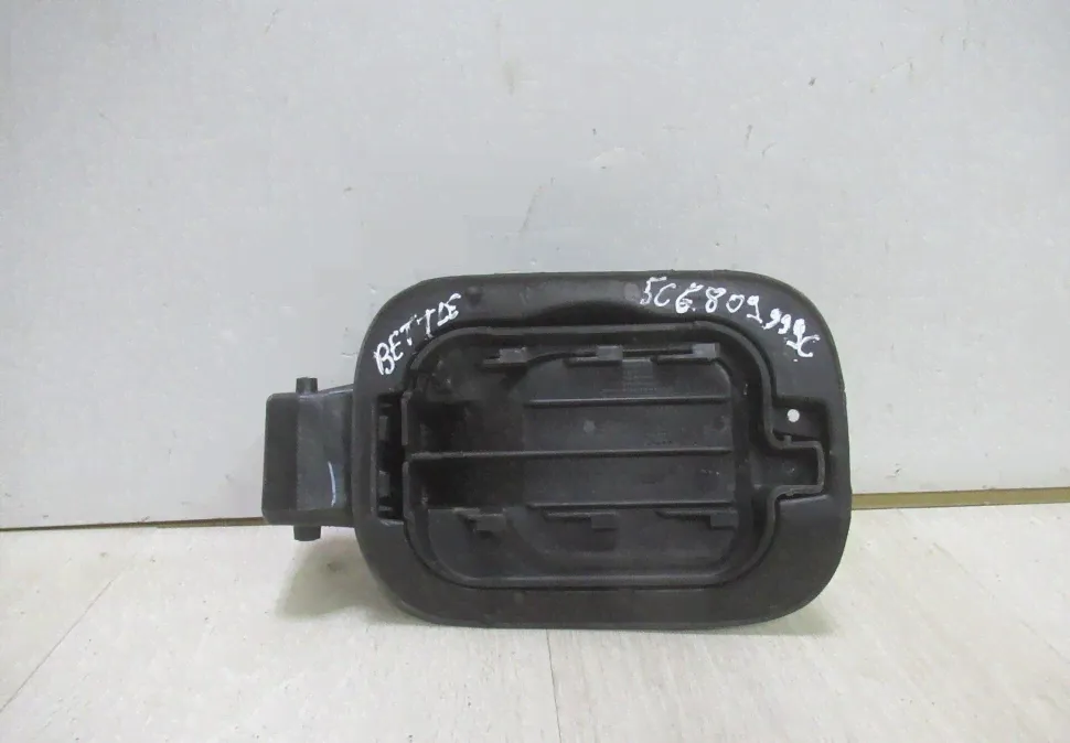 Лючок бензобака Volkswagen Beetle 2 5c5809999c-0