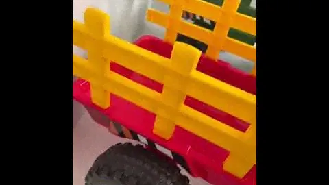 Детские электромобили-тракторы с прицепом - RiverToys H888HH и H444HH