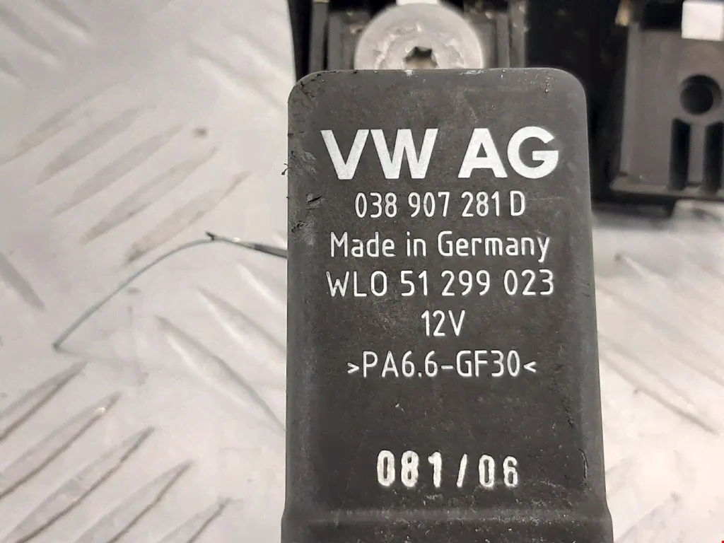 Реле свечей накала Volkswagen Touran, Touran-1