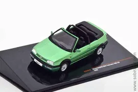 Volkswagen Golf III Convertible 1993 metallic green (iXO 1:43)