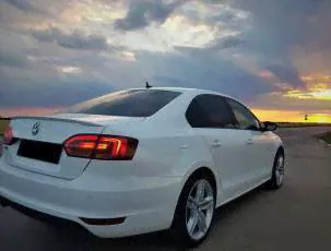 Лип-Cпойлер GLI для Volkswagen Jetta 6 седан (Дорестайлинг)-0