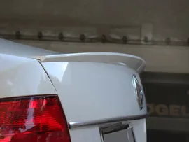 Lip спойлер на крышку багажника Volkswagen Polo Sedan (2010-...)