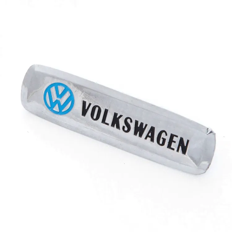 Шильдик Volkswagen для ковров и органайзеров-0