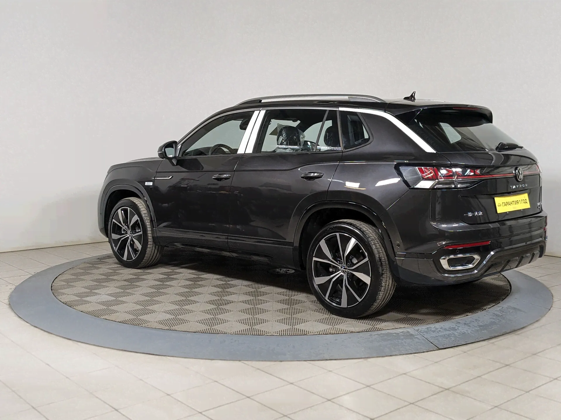 Volkswagen Tayron 2023 2 л. 4WD робот-3
