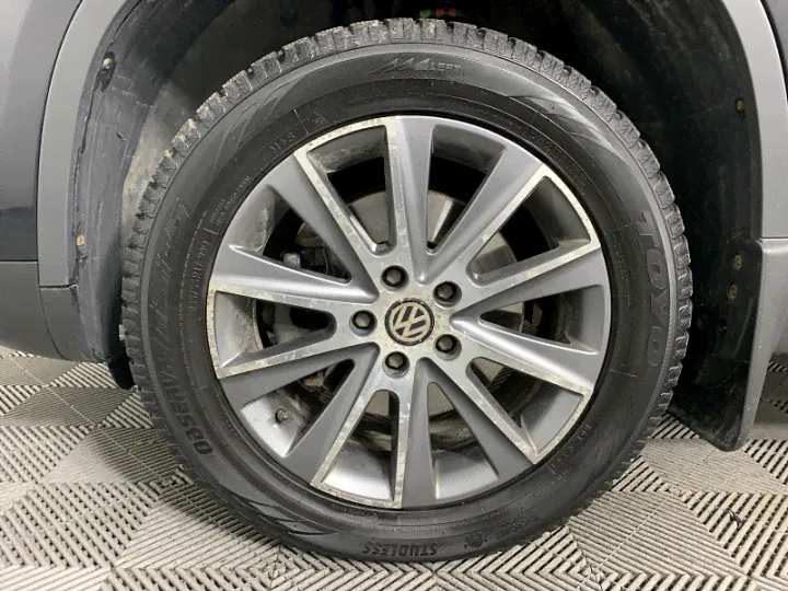VOLKSWAGEN Tiguan 2, 2015
