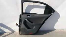Дверь задняя правая VOLKSWAGEN JETTA 6 2015г. (артикул FA-TEA06FT01)