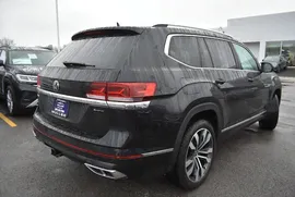Volkswagen Atlas 3.6L SEL Premium R-Line