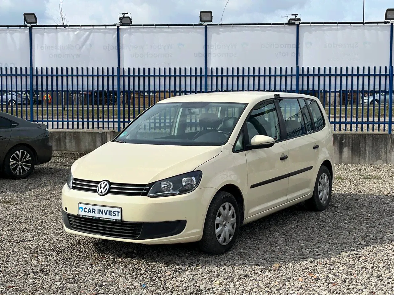 Volkswagen Touran 2014.