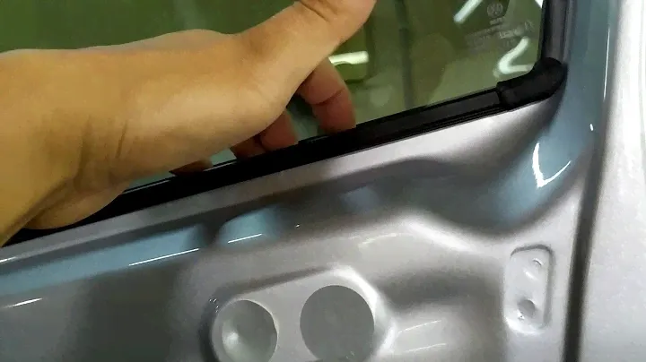 VW Terramont. Снятие дверной карты