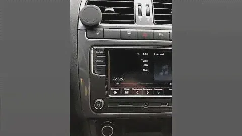 Не включается камера заднего вида на магнитоле VW Polo R340