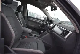 Volkswagen Atlas 3.6L SEL Premium R-Line