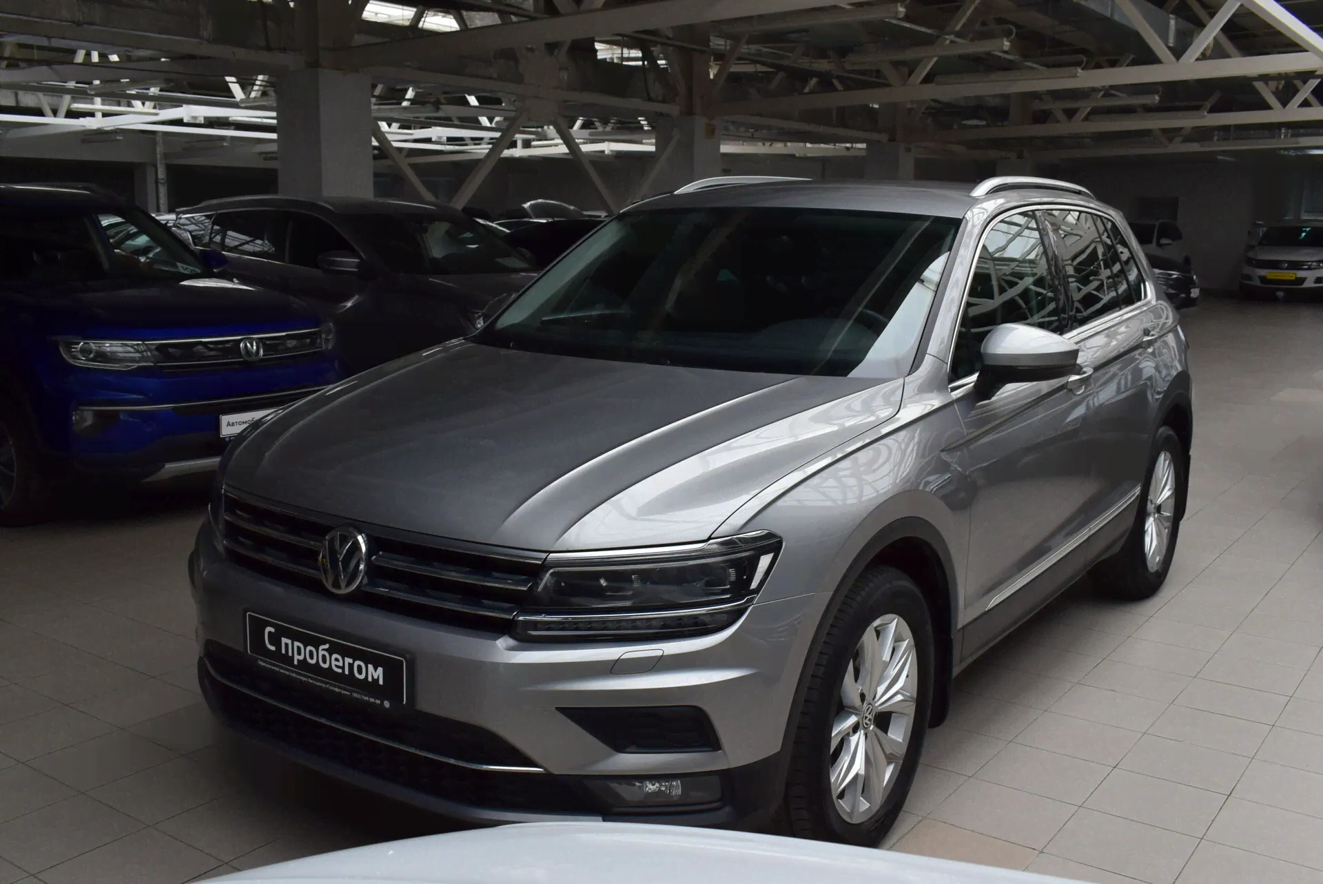Volkswagen Tiguan 2.0 AMT (180 л.с.) 4WD 2018-4