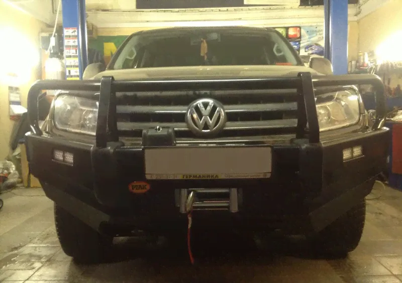 Передний силовой бампер / Volkswagen Amarok / Бампер передний
