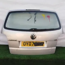 Крышка багажника VOLKSWAGEN TOURAN 2003- серебро Б/У