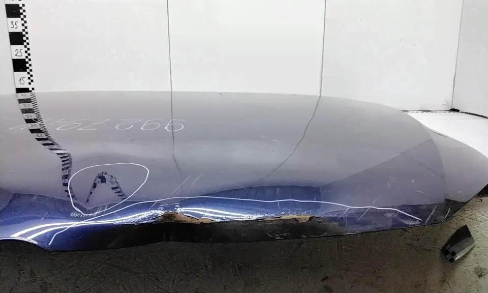 Капот Volkswagen Jetta 6-0