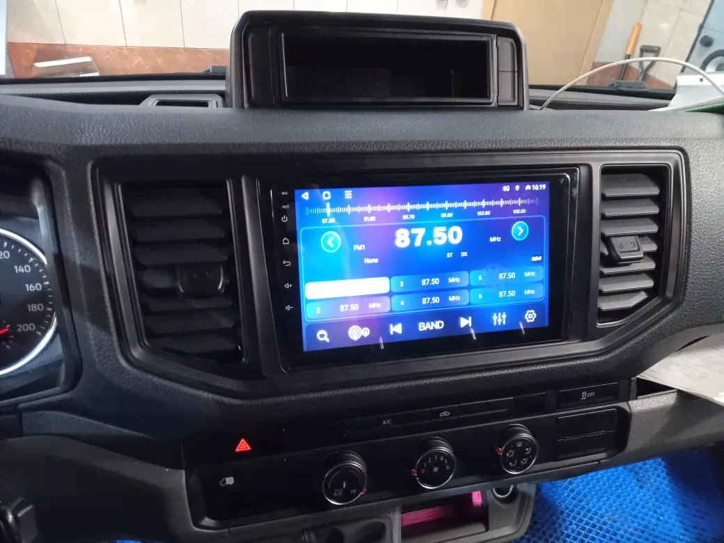 Магнитола 2/32Гб Volkswagen Crafter 2017+-0