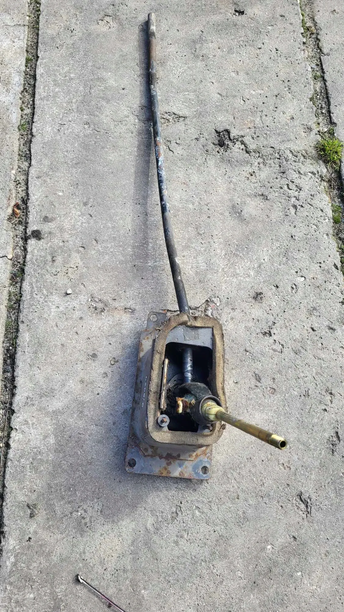 Кулиса Volkswagen Golf 2 поколение (1983-1992), 4831516-0