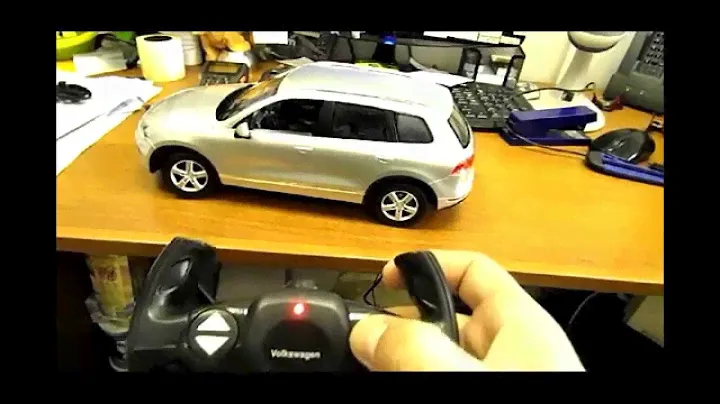 Машинка на пульте управления  Volkswagen Touareg