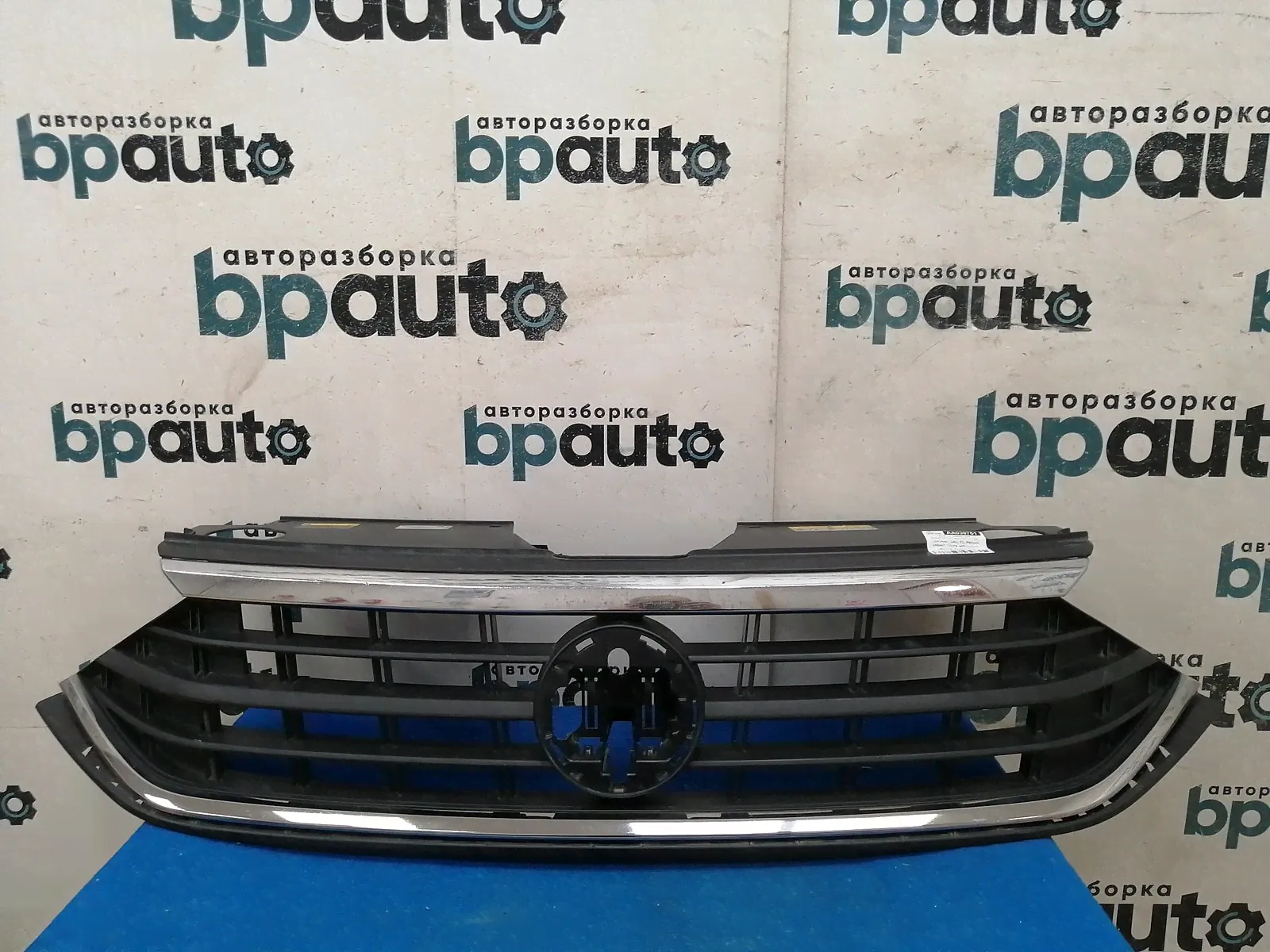 Решетка радиатора Volkswagen Polo VI Liftback 2020- 2022, 6N5853653-2