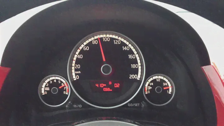 Volkswagen UP! ASG 60hp / 44kw acceleration - 0 to 100 km/h