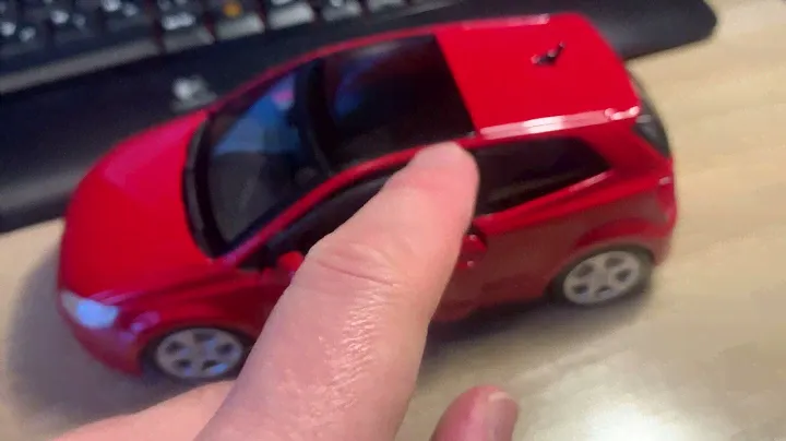 Обзор модели Volkswagen Polo GTI в масштабе 1:24 от Bburago