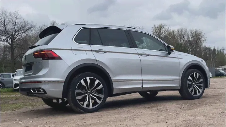Volkswagen NEW Tiguan R-Line 2023 in 4K Reflex Silver Metal 20 inch Suzuka walk around & detail