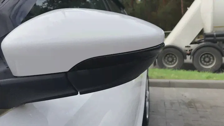 Динамические повторители поворотов в зеркала Jetta 6 Passat b7