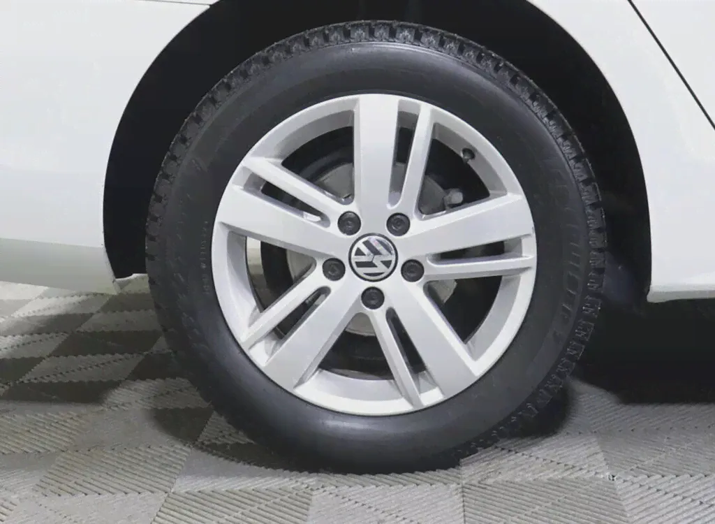Volkswagen Jetta VI Рестайлинг-2