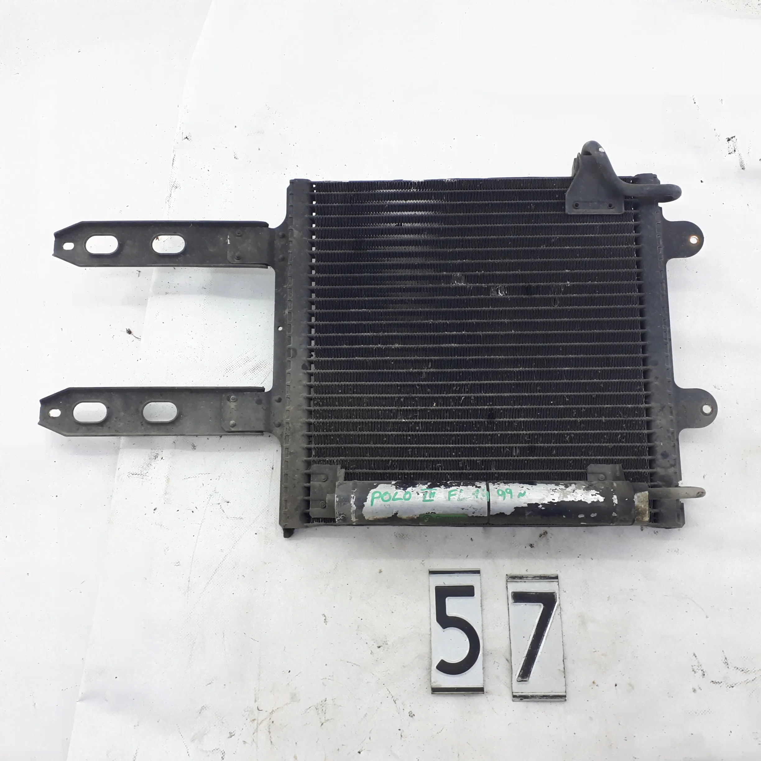 Радиатор кондиционера Volkswagen Polo 3 поколение (1994-2001), 7104640-0