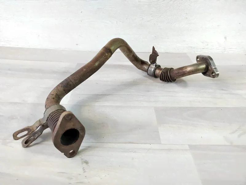 Трубка EGR Volkswagen Crafter 2.5 076131525D в Москве-3