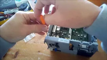 VW RNS510 Radio Board PCB Remove and Replace