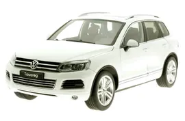 Масштабная модель Volkswagen Touareg 2012 белый лучшая цена!