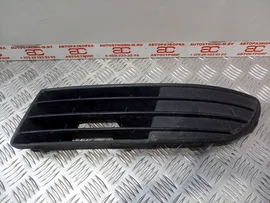 Решетка (заглушка) в бампер левая Volkswagen Polo 4, Polo 4