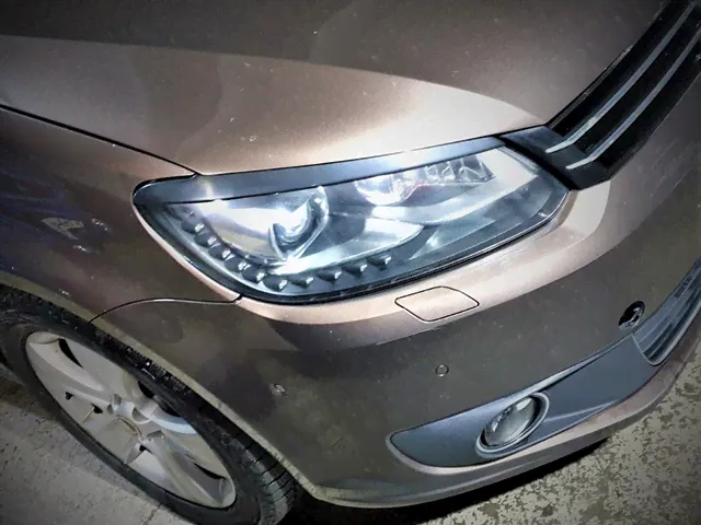 Реснички Volkswagen Caddy MK3 рестайлинг