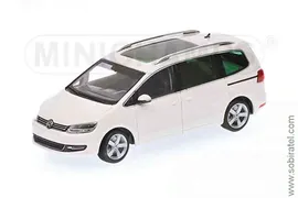 Volkswagen Sharan 2010 white 1:43 Minichamps