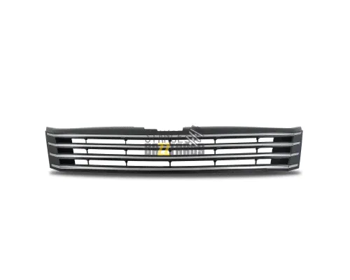 Решетка радиатора без значка JOM Volkswagen Passat B7 (Typ 36) (2010-2014) черная с хромированными полосками (кроме моделей с адаптивным круиз-контролем), 3AA853653COE