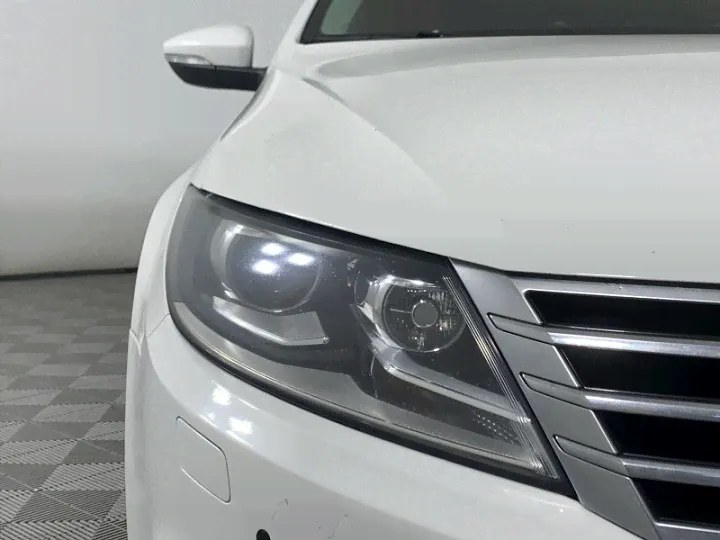 VOLKSWAGEN Passat CC 1.8, 2012