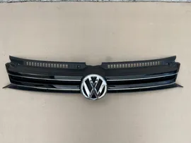Решетка радиатора Volkswagen Golf 6 поколение (2008-2015), 8736008