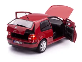 Масштабная модель Volkswagen Golf 2002 красный лучшая цена!