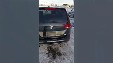 Volkswagen Touran из Японии. Автомобиль от Tokidoki 2023 год.