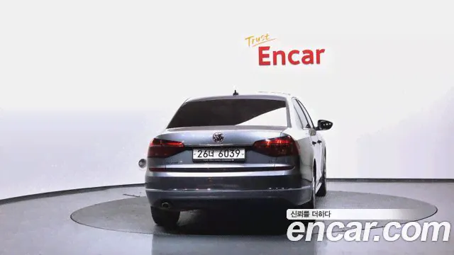 Volkswagen The New Passat, 2018-4