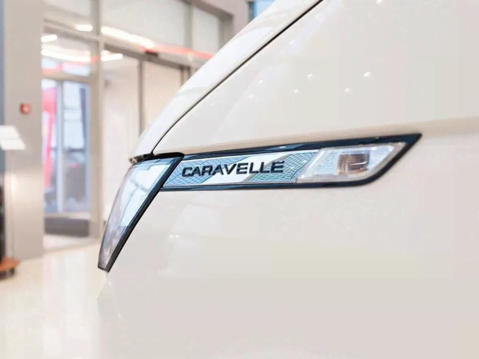 Volkswagen Caravelle с пробегом-3