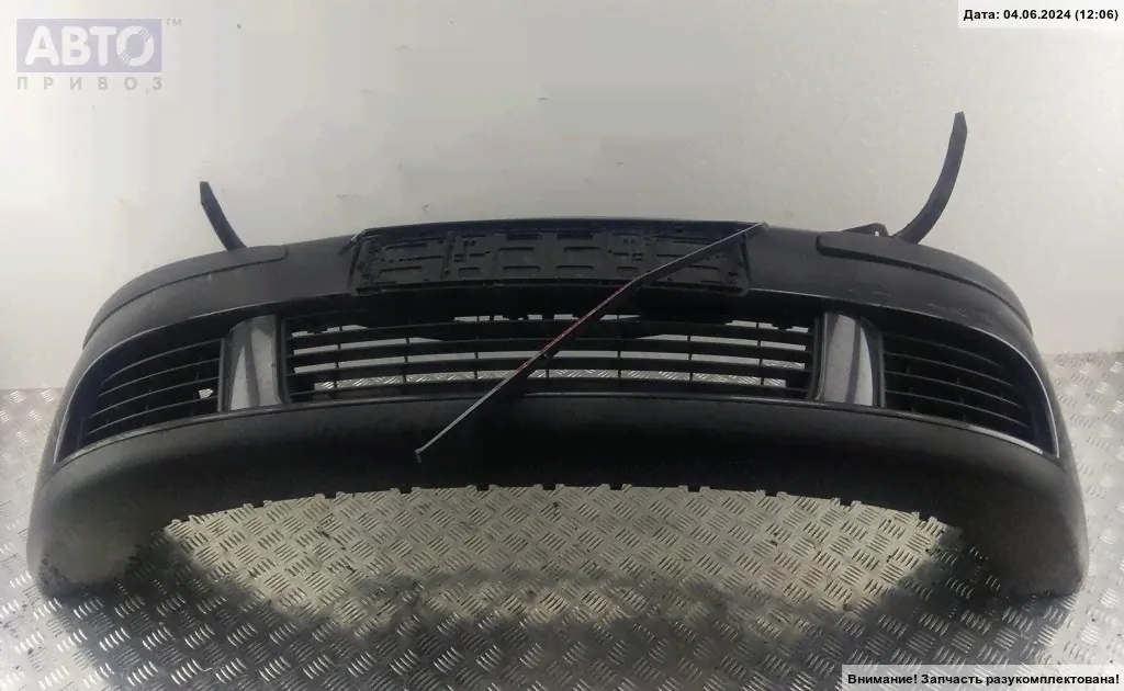 Бампер передний Volkswagen Golf-5-0