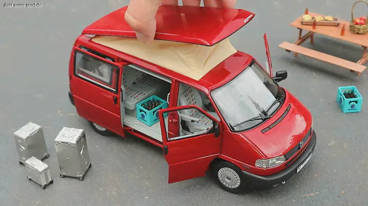 1:18 Volkswagen T4b 2.5 TDI Westfalia Camper - Schuco [Unboxing]