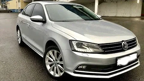 Volkswagen Jetta 6 замена ксеноновых линз на Biled Statlight A4