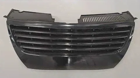 Решётка радиатора для VOLKSWAGEN Passat B6 3C (05-...), черная