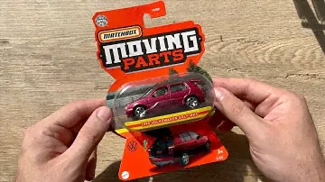 2022 Matchbox Moving Parts 1995 Volkswagen Golf MK3 HFM34 MB1311