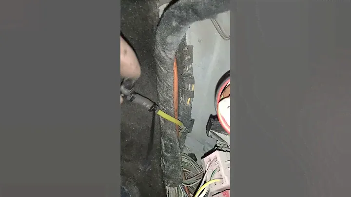 Не срабатываел центральный замок ауди А4 в5