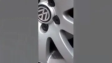На фольцике заглушки как  болты под шестигранник